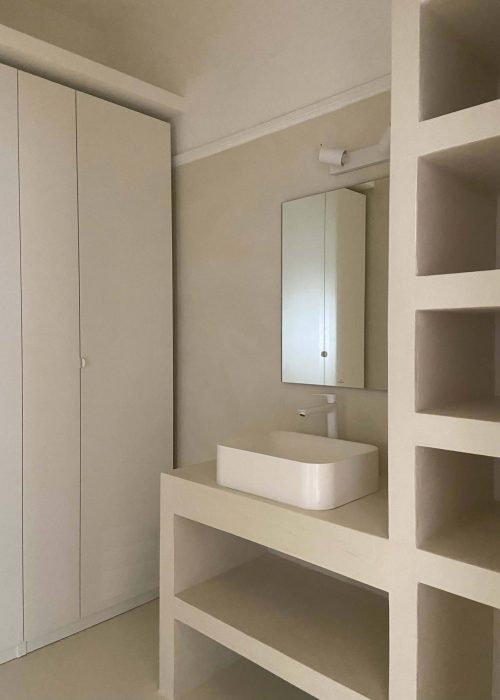 Roquevaire, La Ciotat, Martigues, Montpellier, Toulon, Hyères, Bandol, Sanary sur mer, La Seyne sur mer, Aubagne, La Bouilladisse, Auriol, Marseille, Aix en Provence, architecte d'intérieur, décoratrice d'intérieur, béton ciré, salle de bain, plan, agencement, aménagement, nuancier de couleurs, conseils, design, zellige, douche
